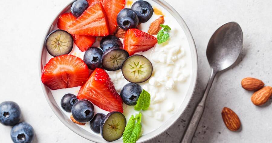 Top Snacks That Support Healthier Dietary Choices